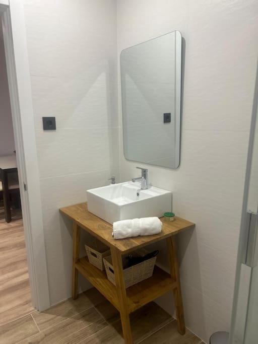 Coqueto Apartamento Cerca Del Casco Viejo Con Garaje Gratis Bilbao Zewnętrze zdjęcie