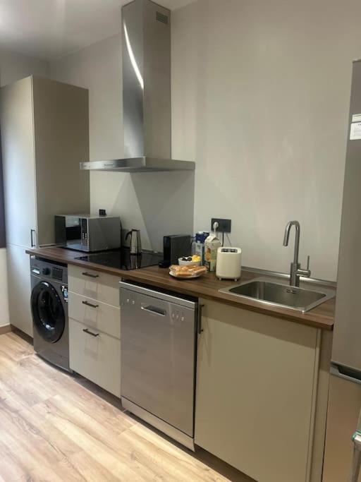 Coqueto Apartamento Cerca Del Casco Viejo Con Garaje Gratis Bilbao Zewnętrze zdjęcie