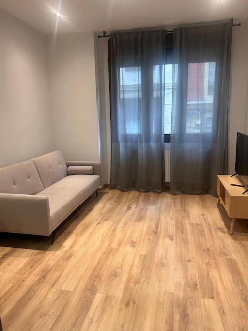 Coqueto Apartamento Cerca Del Casco Viejo Con Garaje Gratis Bilbao Zewnętrze zdjęcie