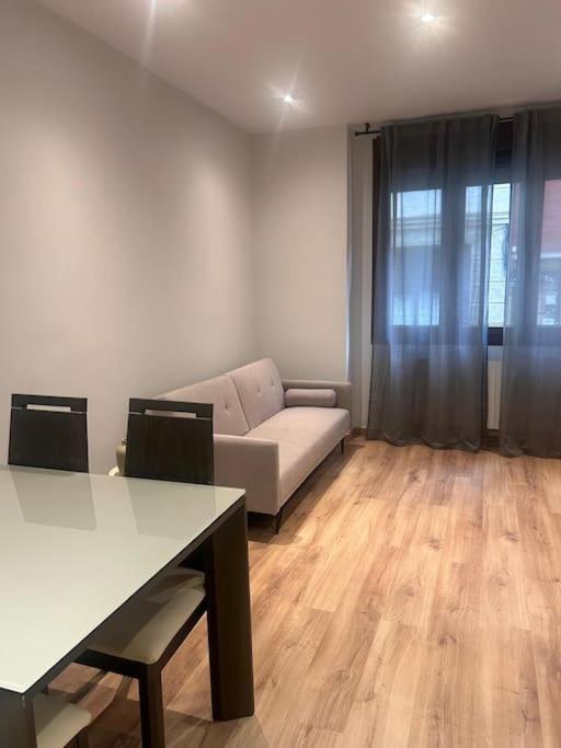 Coqueto Apartamento Cerca Del Casco Viejo Con Garaje Gratis Bilbao Zewnętrze zdjęcie